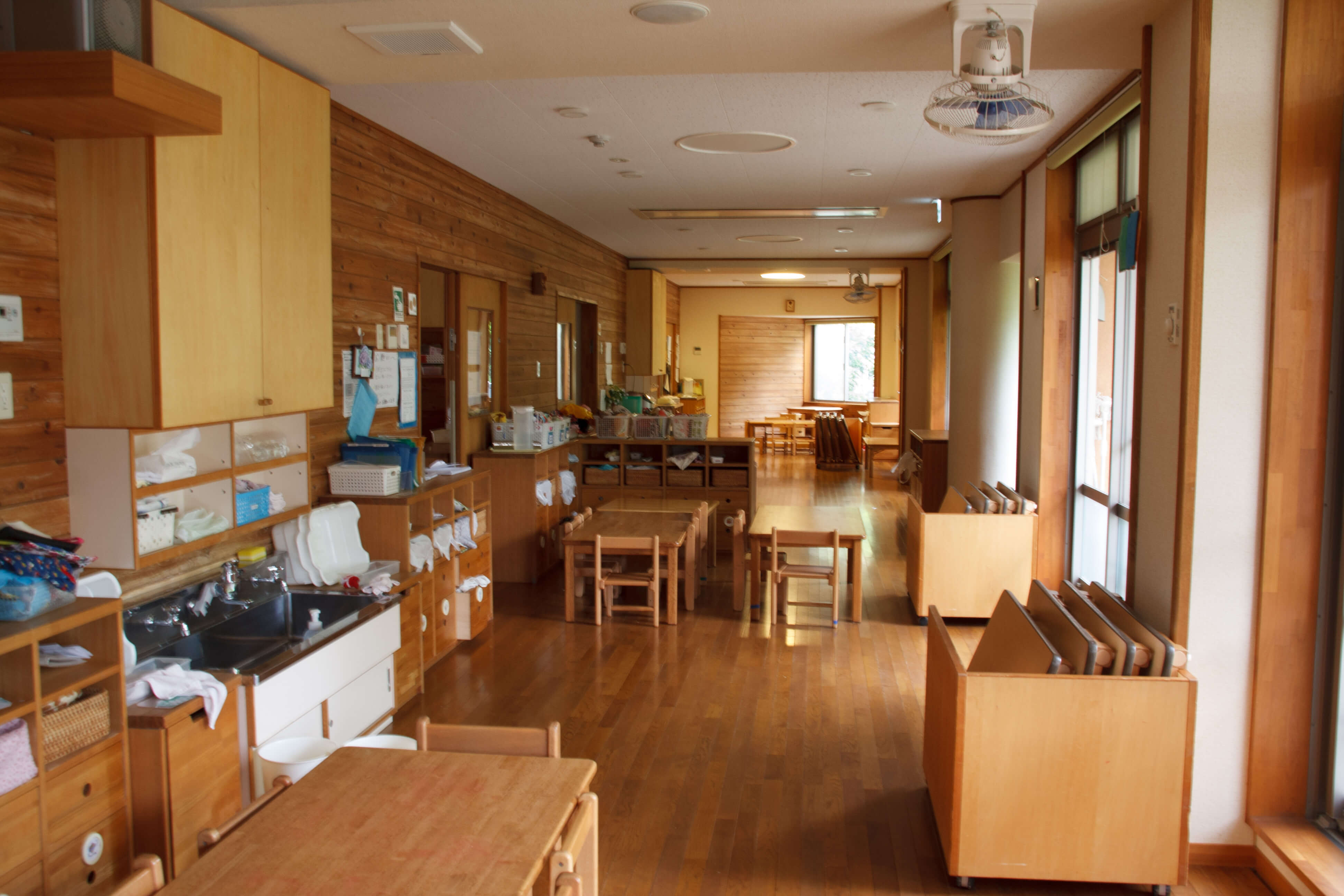 成城 つくしんぼ 保育園